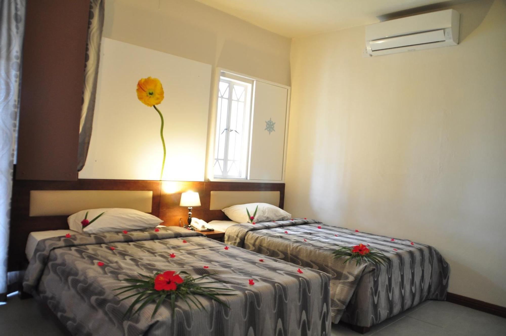 Casa Florida Hotel & Spa Pereybere Beach エクステリア 写真